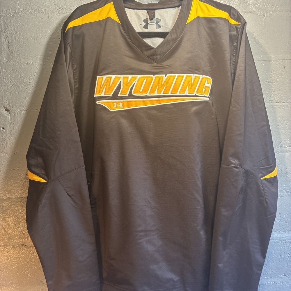 Under Armour Wyoming Pullover Zipper Pockets Medium